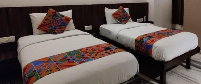 Hotel Grand Ambience Amhedabad Dış mekan fotoğraf