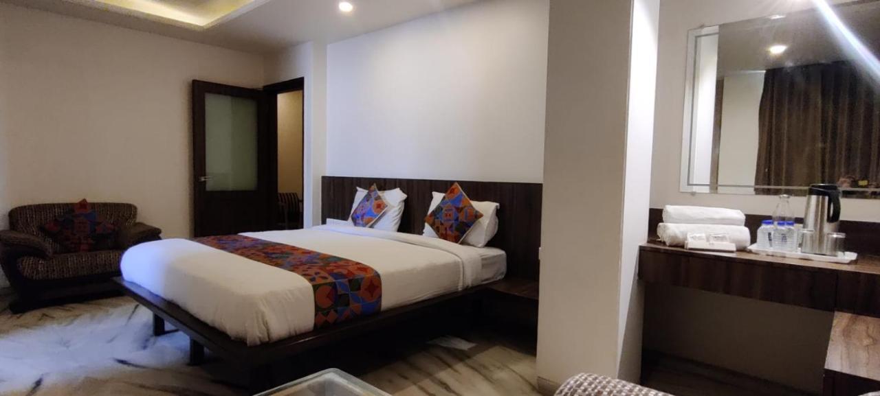 Hotel Grand Ambience Amhedabad Dış mekan fotoğraf